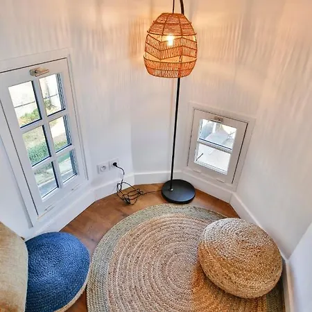 Là-haut - 3 Panorama Of The Estuary - Center